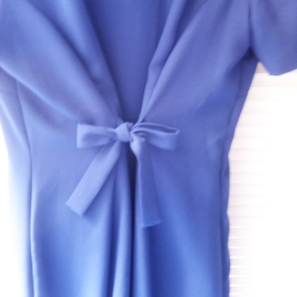 Dress - Picture 2 of 5